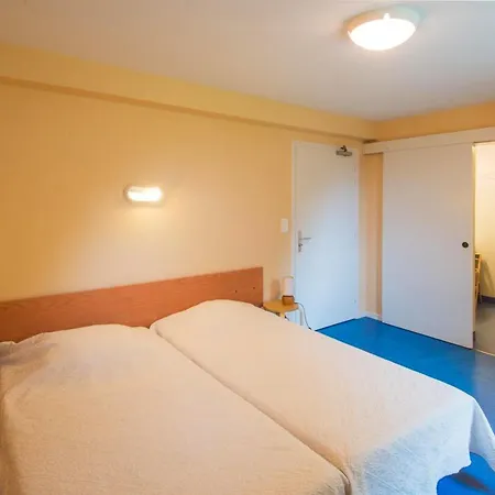 Ferienhaus Grande Maison Conviviale A Avec Jardin Et Cheminee