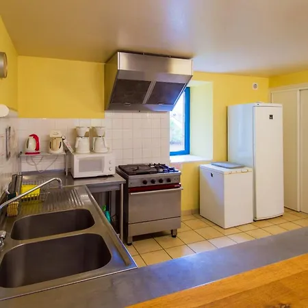 Grande Maison Conviviale A Avec Jardin Et Cheminee Ferienhaus