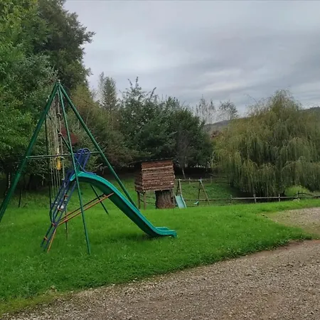 Grande Maison Conviviale A Avec Jardin Et Cheminee Ferienhaus