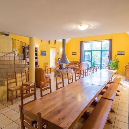 Grande Maison Conviviale A Avec Jardin Et Cheminee Saint-Côme-dʼOlt