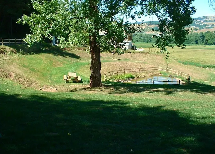 Prázdninový dům Grande Maison Conviviale A Avec Jardin Et Cheminee