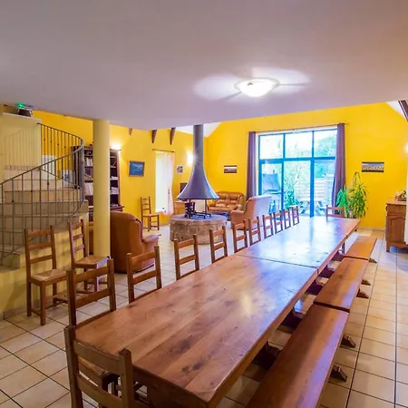 Grande Maison Conviviale A Avec Jardin Et Cheminee Saint-Côme-dʼOlt