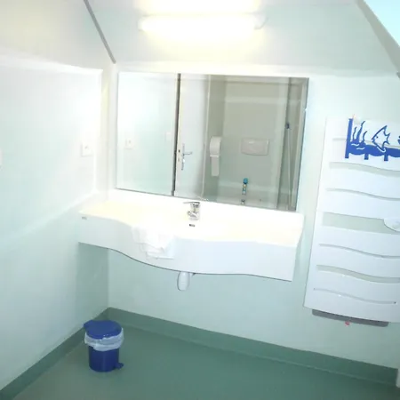 Grande Maison Conviviale A Avec Jardin Et Cheminee Tatil Evi