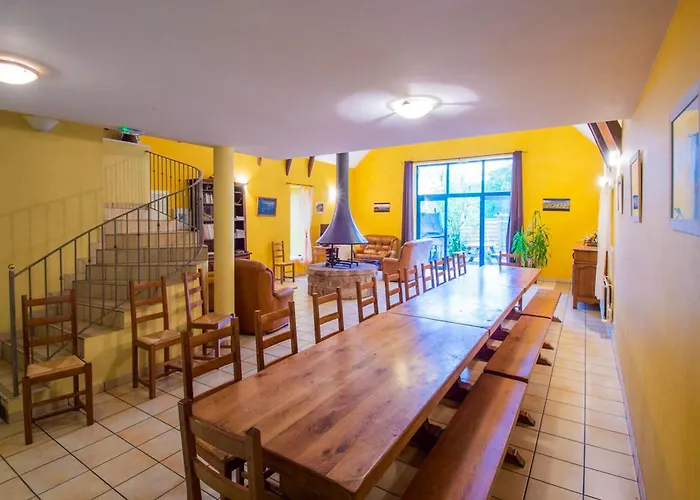 Grande Maison Conviviale A Avec Jardin Et Cheminee Saint-Côme-dʼOlt