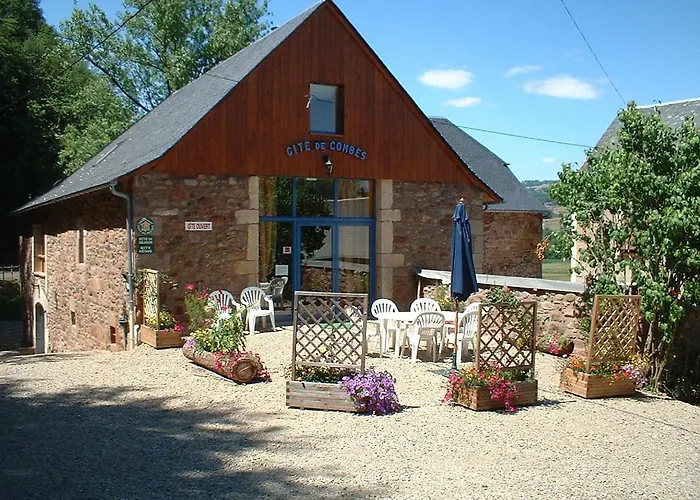 Prázdninový dům Grande Maison Conviviale A Avec Jardin Et Cheminee Saint-Côme-dʼOlt